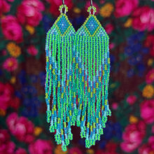 Load image into Gallery viewer, The Maerion Earring