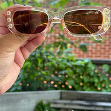 Load image into Gallery viewer, Floral Sunnies