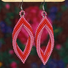 Load image into Gallery viewer, Twisted Diamond Collection