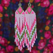 Load image into Gallery viewer, The Maerion Earring