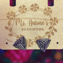 Load image into Gallery viewer, Micro Peyote stitch triangles