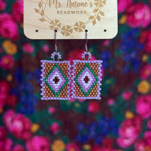 Load image into Gallery viewer, Square Peyote Stitch