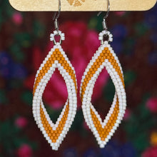 Load image into Gallery viewer, Twisted Diamond Collection