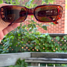 Load image into Gallery viewer, Floral Sunnies