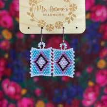 Load image into Gallery viewer, Square Peyote Stitch